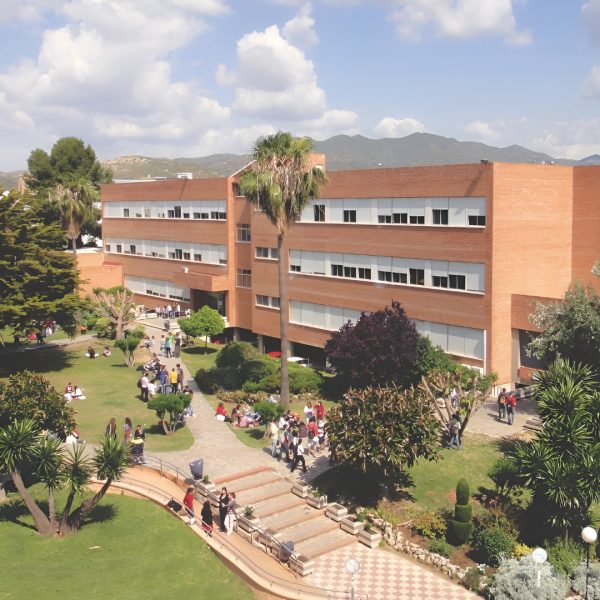 Facultad ciencias economicas y empresariales (1)